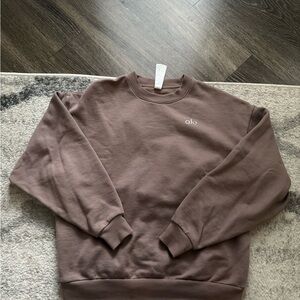 ALO Yoga Women's Brown Crewneck Sweater